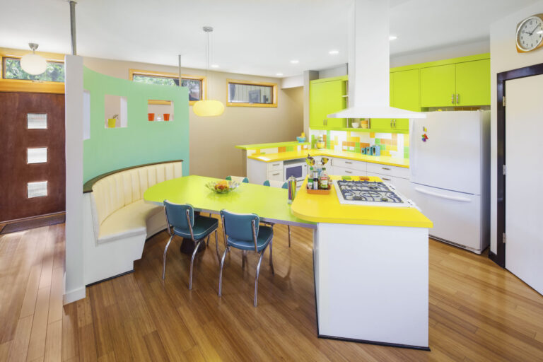 Custom Home Projects 34 Modern-Kitchen-with-Lime-Green-Cabinets