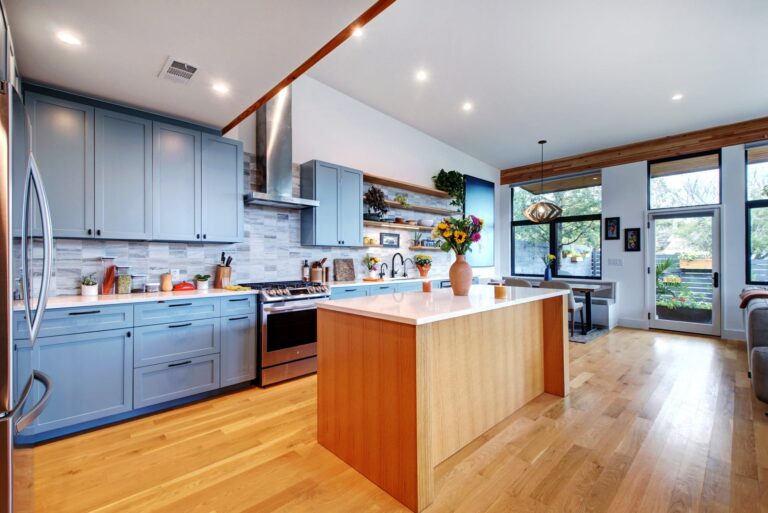 Custom Home Projects 8 Rabb Glen Custom Home Kitchen