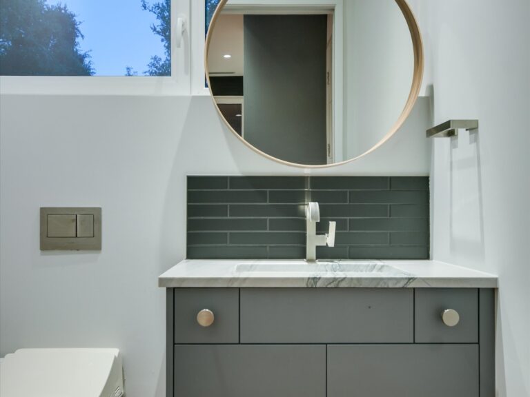 Custom Home Projects 23 Westlake-Hills-Bathroom-with-Modern-Vanity